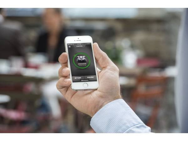 Opcionális kiegészítő: AUTOMOWER® CONNECT egység termék fő termékképe